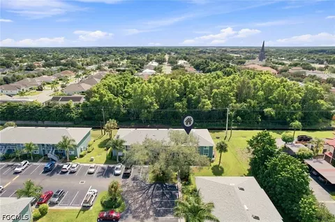 View/Area - 136 Cypress Way E #4, Naples, FL 34110 photo 2 of 7