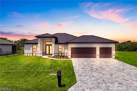 3512 SW 8th Pl, Cape Coral, FL 33914