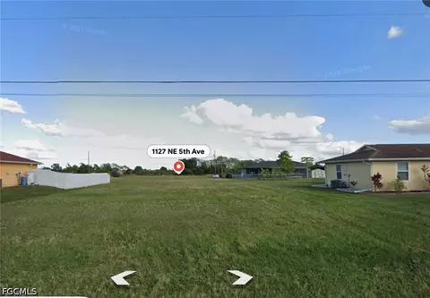 1127 NE 5th Ave, Cape Coral, FL 33909