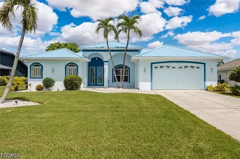 205 SW 37th Ln, Cape Coral, FL 33914