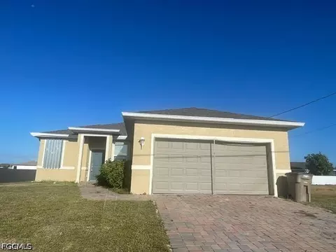 211 NW 28th St, Cape Coral, FL 33993