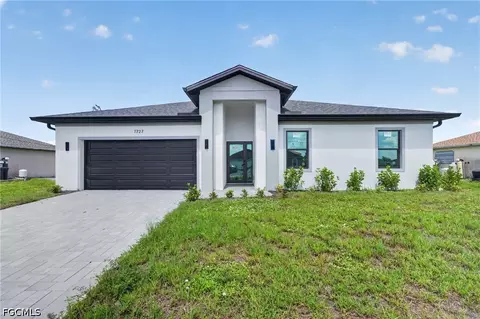1727 NE 12th Ter, Cape Coral, FL 33909