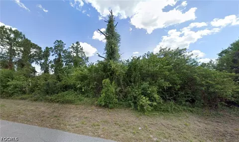 718 Ashland St E, Lehigh Acres, FL 33974