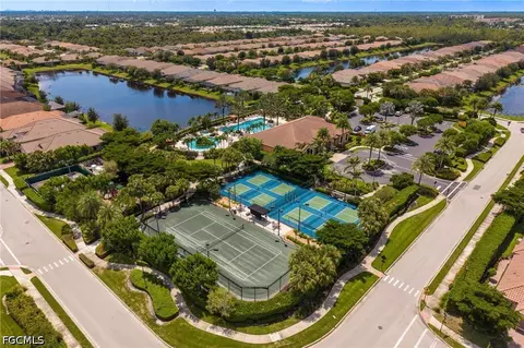 View/Area - 8558 Maggiore Ct, Naples, FL 34114 photo 7 of 8