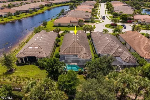 View/Area - 8558 Maggiore Ct, Naples, FL 34114 photo 4 of 8