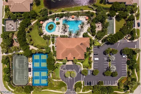 View/Area - 8558 Maggiore Ct, Naples, FL 34114 photo 6 of 8