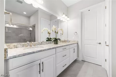 Bath - 8558 Maggiore Ct, Naples, FL 34114 photo 2 of 4