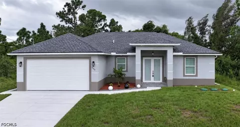3203 10th St W, Lehigh Acres, FL 33971