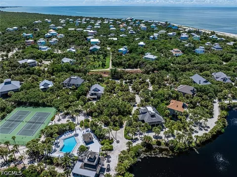View/Area - 4486 Hammock Ct, Captiva, FL 33924 photo 14 of 22