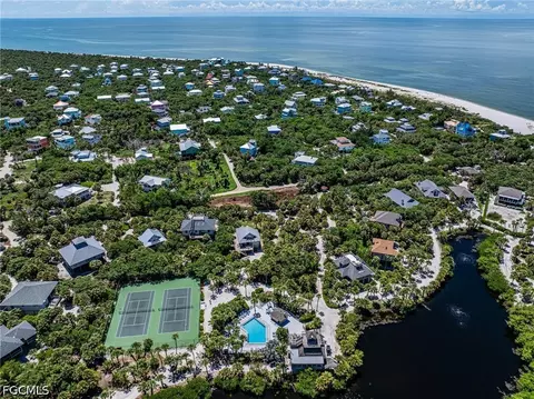 View/Area - 4486 Hammock Ct, Captiva, FL 33924 photo 13 of 22
