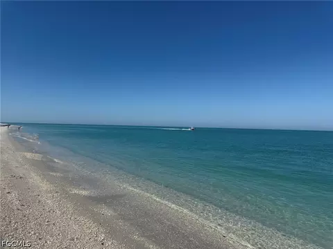 View/Area - 4486 Hammock Ct, Captiva, FL 33924 photo 16 of 22