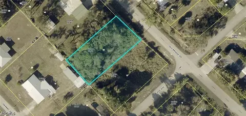 1243 Old Bridge Rd, North Fort Myers, FL 33917