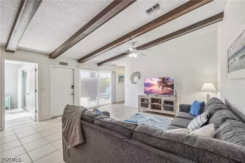 6394 Royal Woods Dr, Fort Myers, FL 33908