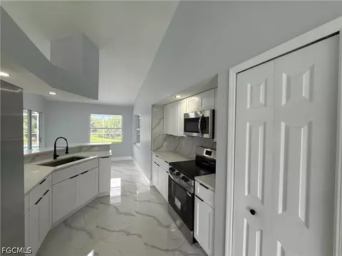 2401 Fisher Ct, Lehigh Acres, FL 33936