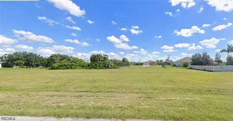 2343 NW 37th Ave, Cape Coral, FL 33993