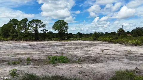 1217 Poinsettia Ave, Lehigh Acres, FL 33972