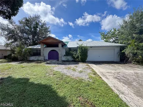 2215 Treehaven Cir N, Fort Myers, FL 33907