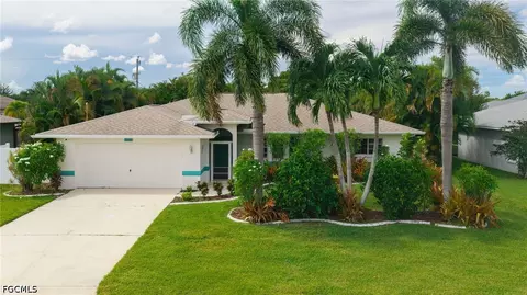 3106 SE 8th Pl, Cape Coral, FL 33904