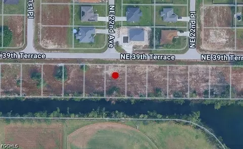 2148 NE 39th Ter, Cape Coral, FL 33909