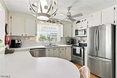 151 Overland Trl, North Fort Myers, FL 33917