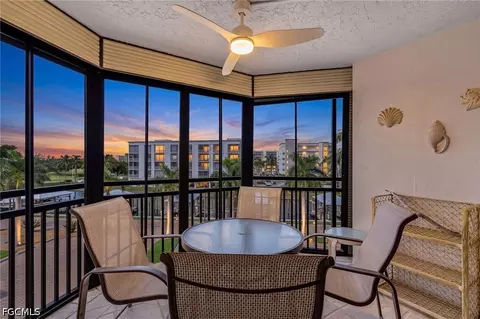 4263 Bay Beach Ln #314, Fort Myers Beach, FL 33931