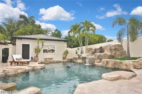 1229 Plumosa Dr, Fort Myers, FL 33901