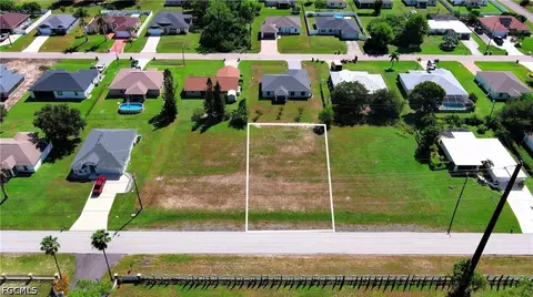 3449 Andalusia Blvd NE, Cape Coral, FL 33909