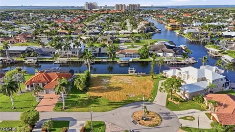1230 SW 53rd Ter, Cape Coral, FL 33914