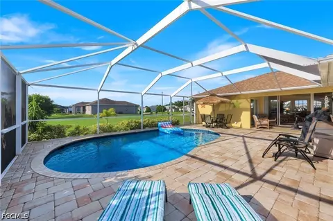 401 NW 18th Ave, Cape Coral, FL 33993