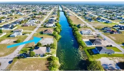 2025 NE 5th Pl, Cape Coral, FL 33909