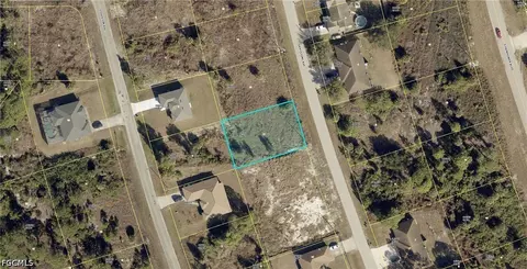 966 Graystone Ave, Lehigh Acres, FL 33974