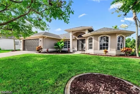 314 NE 12th Ct, Cape Coral, FL 33909