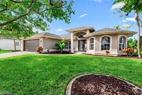 314 NE 12th Ct, Cape Coral, FL 33909