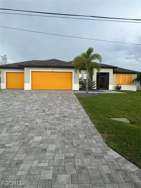 333 SW 31st Ave, Cape Coral, FL 33991