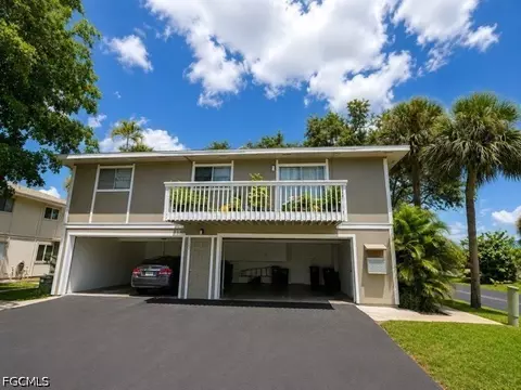 357 Royal Canadian Trce #2, Fort Myers, FL 33907