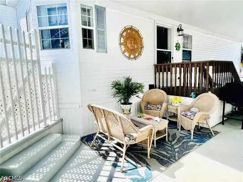 3064 Sloop Ln, Saint James City, FL 33956