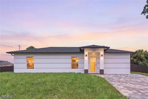 707 Sawyer St, Lehigh Acres, FL 33974