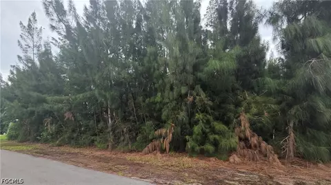 1121 NW 24th Pl, Cape Coral, FL 33993