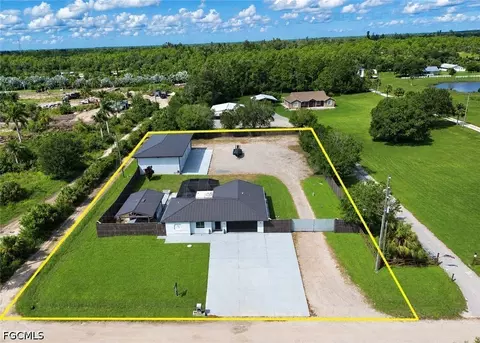 18521 Leetana Rd, North Fort Myers, FL 33917