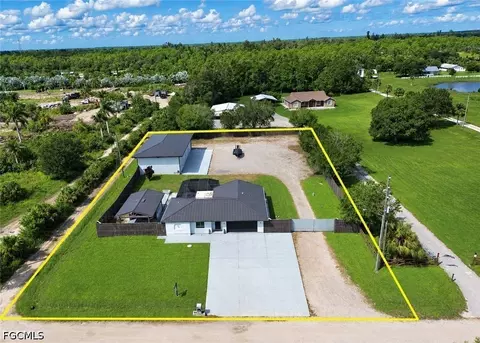 18521 Leetana Rd, North Fort Myers, FL 33917