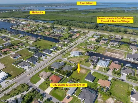 9 NW 38th Pl, Cape Coral, FL 33993