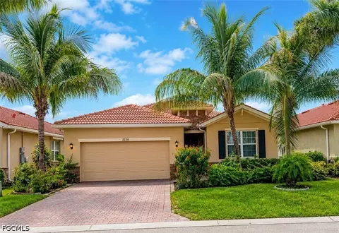 3230 Birchin Ln, Fort Myers, FL 33916