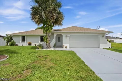 417 Trafalgar Pkwy, Cape Coral, FL 33991