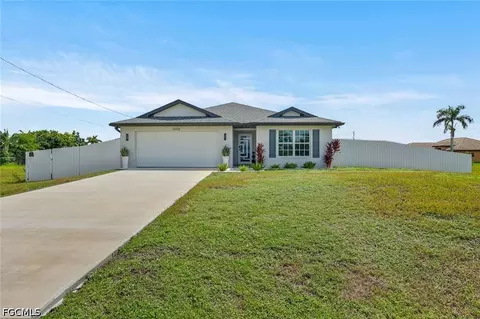 2003 NE 6th Ave, Cape Coral, FL 33909