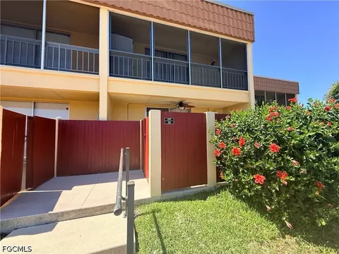 Undisclosed, Cape Coral, FL 33904