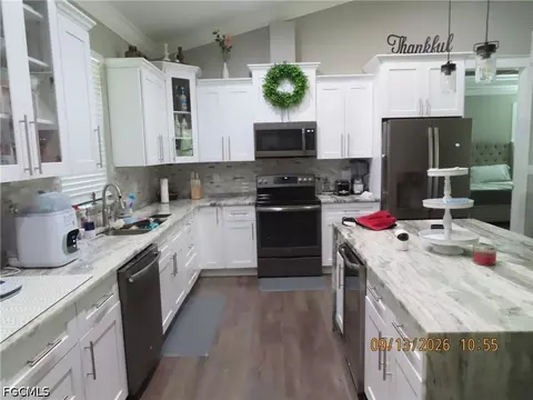 Kitchen - 420 Broward Ave, Labelle, FL 33935 photo 2 of 2