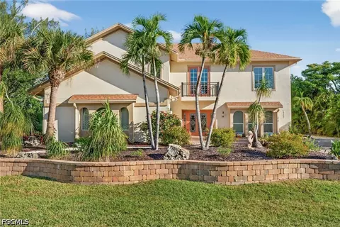 1747 Serenity Ln, Sanibel, FL 33957