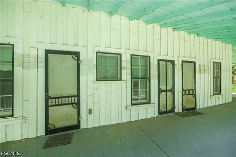Exterior - 160 Curry St, Labelle, FL 33935 photo 20 of 23
