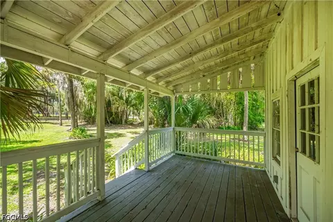 Exterior - 160 Curry St, Labelle, FL 33935 photo 6 of 23