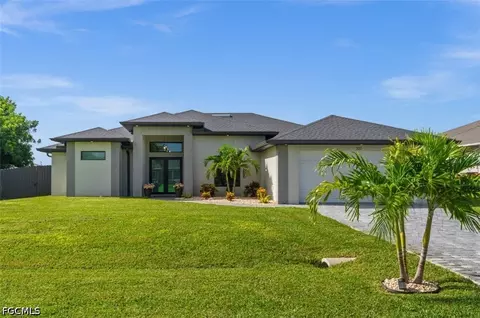322 NW 5th St, Cape Coral, FL 33993